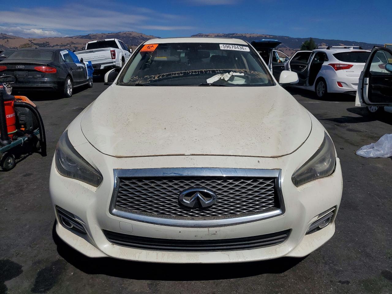 2017 Infiniti Q50 3.0T Premium - Image 5