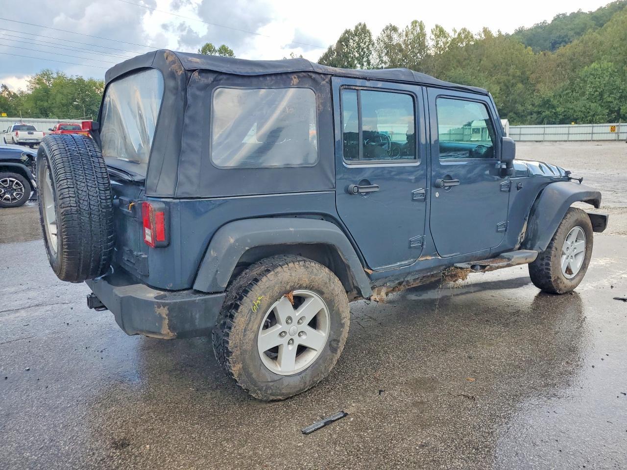 2017 Jeep Wrangler Unlimited Sport - Image 3