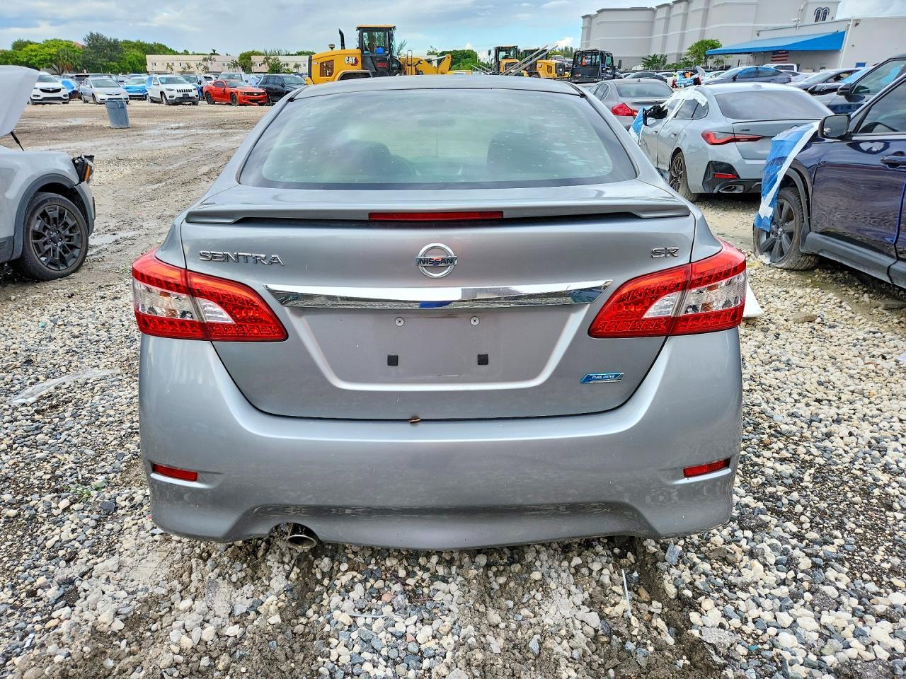 2014 Nissan Sentra Sr - Image 6