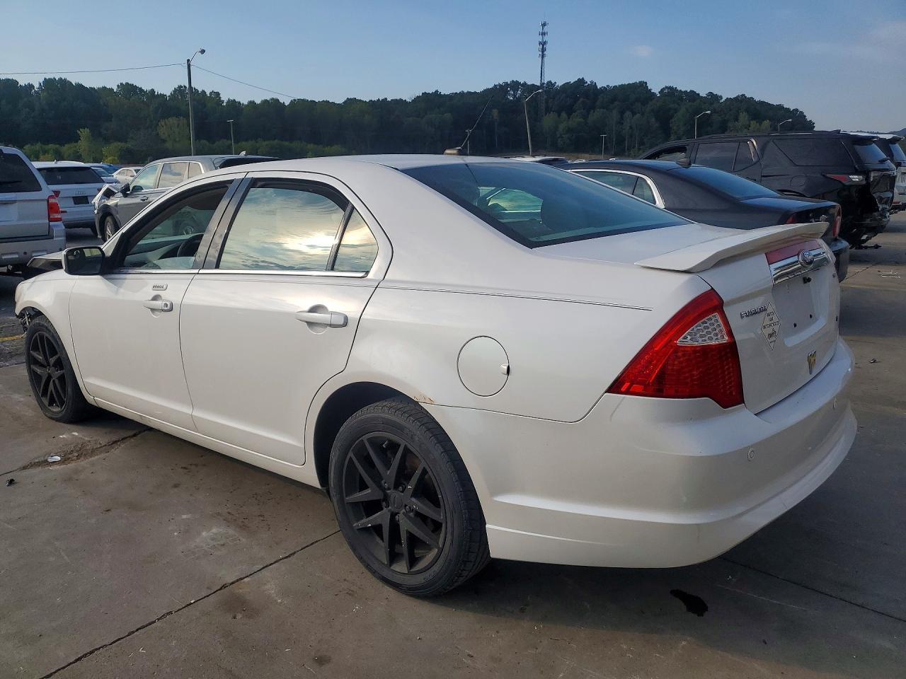2012 Ford Fusion Sel - Image 2
