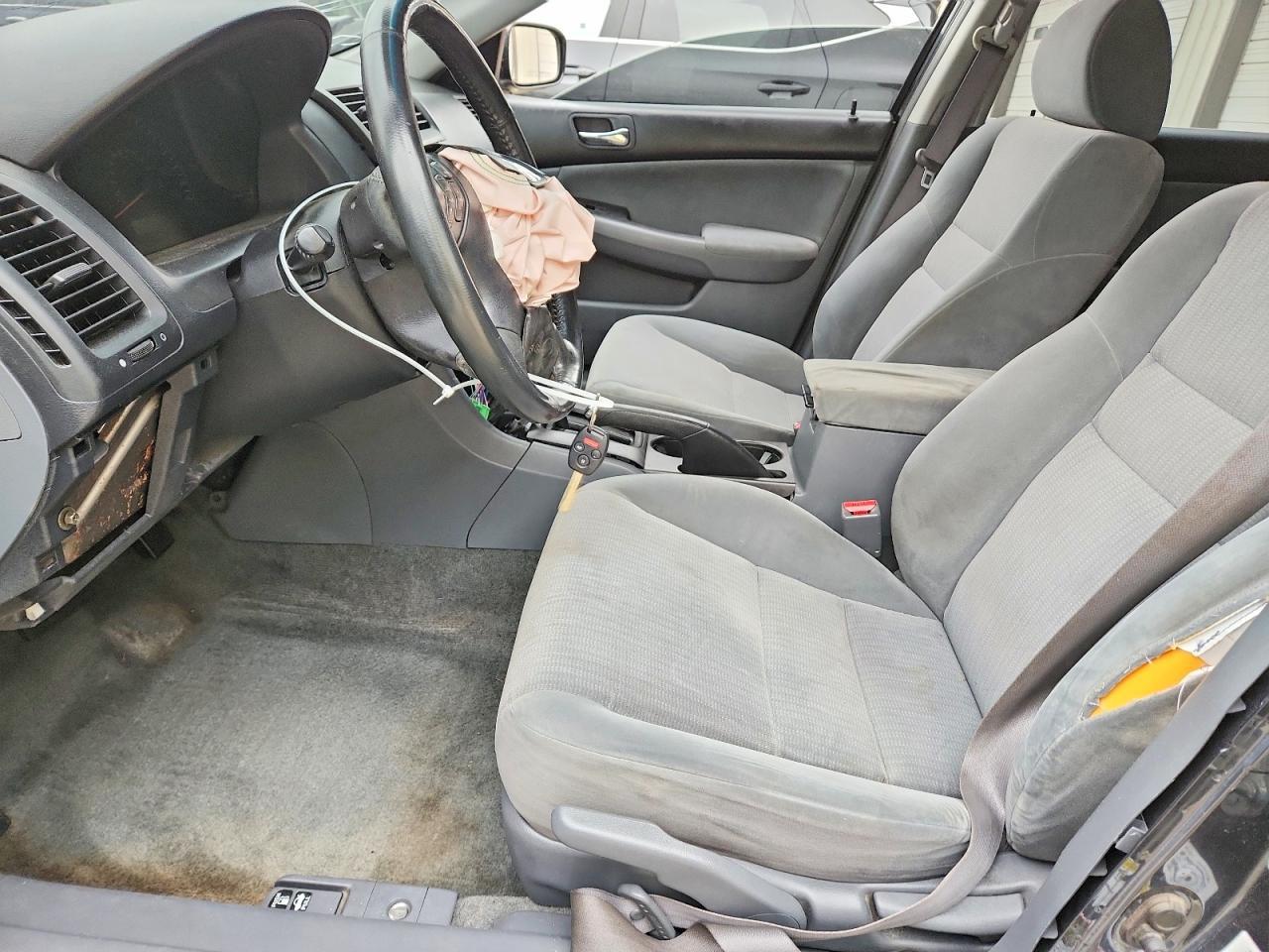 2005 Honda Accord Lx - Image 7