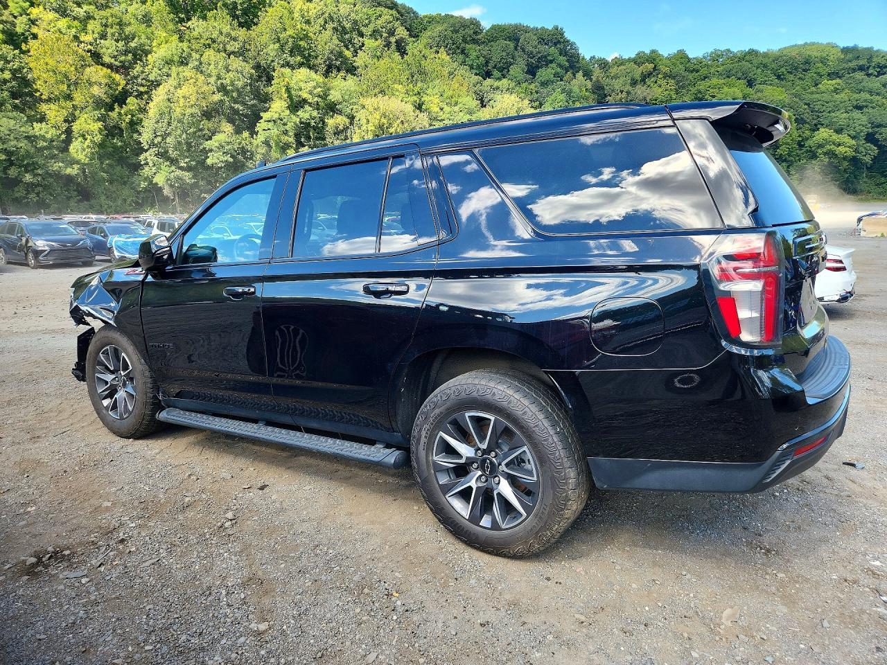 2024 Chevrolet Tahoe K1500 Z71 - Image 2