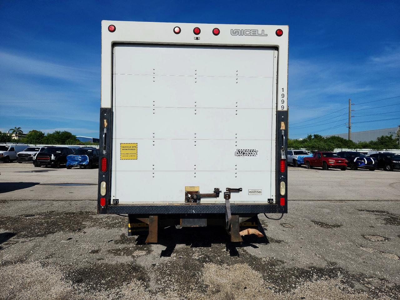 2019 Chevrolet Express G3500 - Фото 6