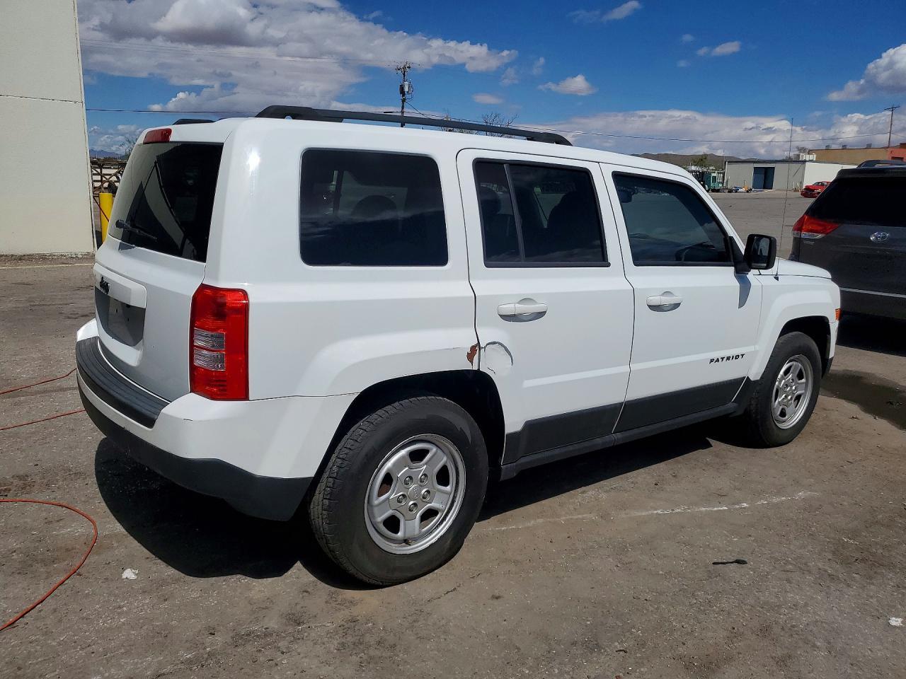 2015 Jeep Patriot Sport - Фото 3