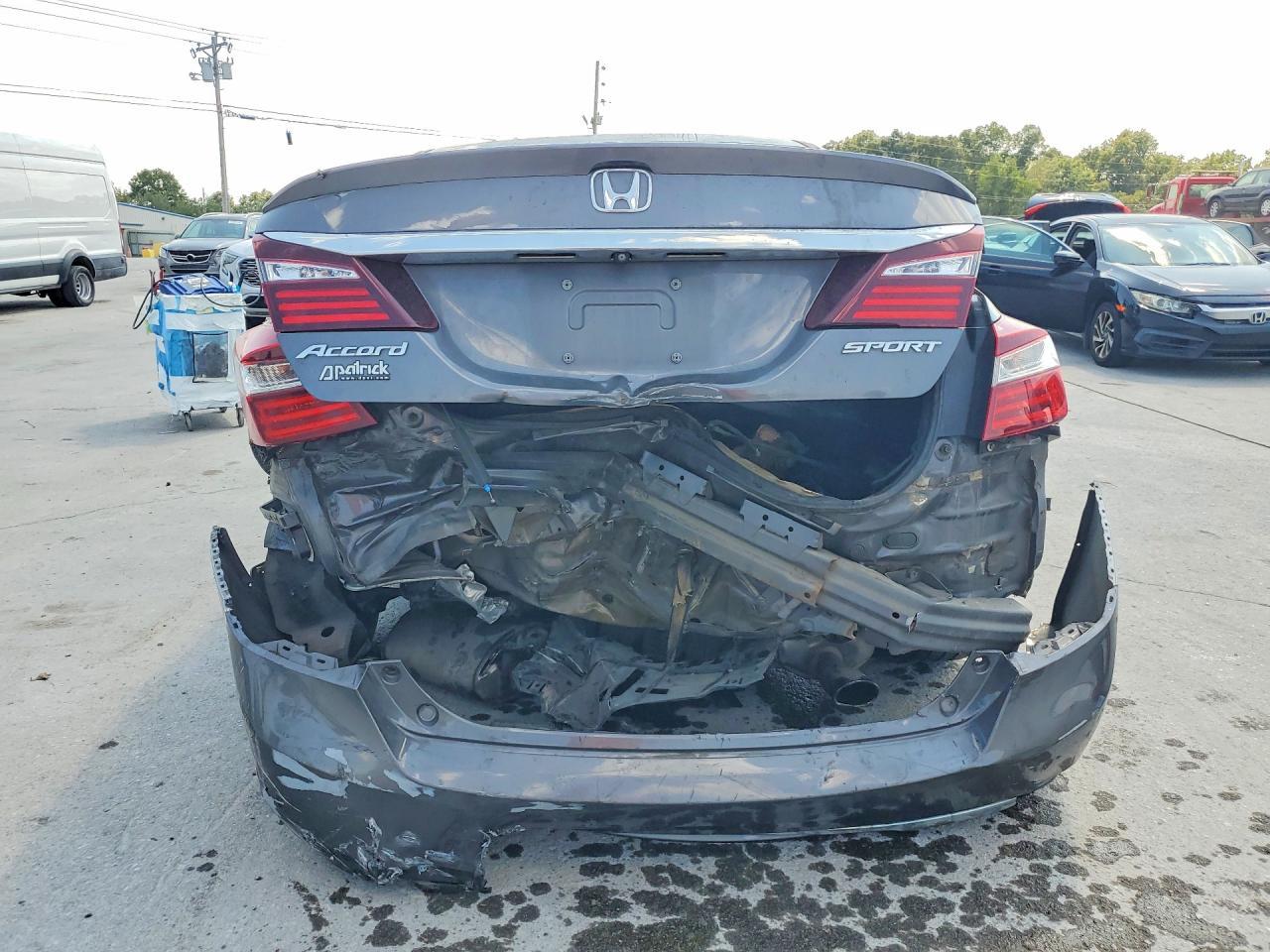2017 Honda Accord Sport - Фото 6