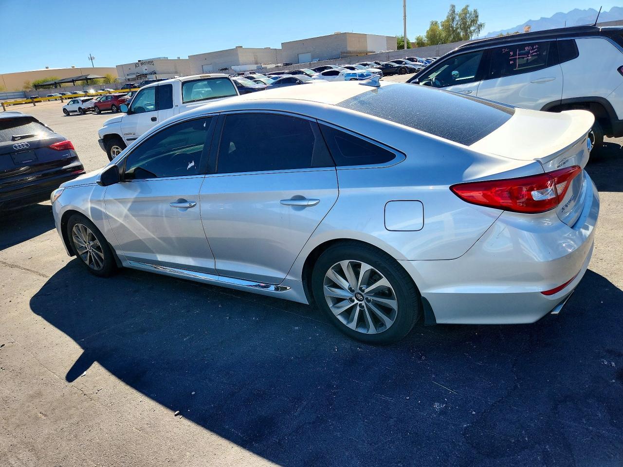 2016 Hyundai Sonata Sport - Фото 2