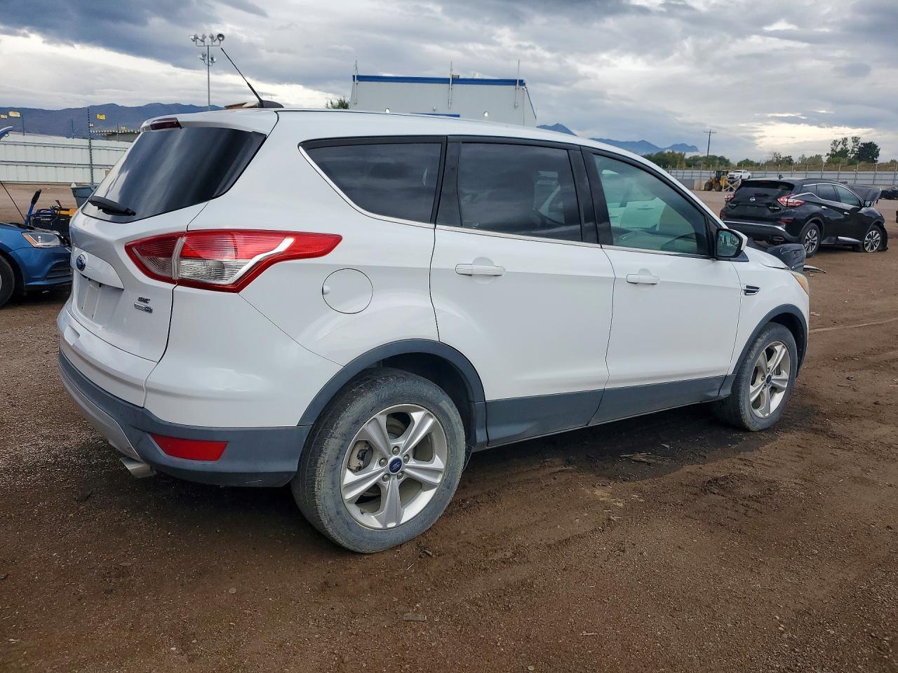 2015 Ford Escape Se - Фото 3