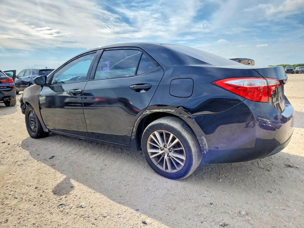 2014 Toyota Corolla Le Plus - Фото 2