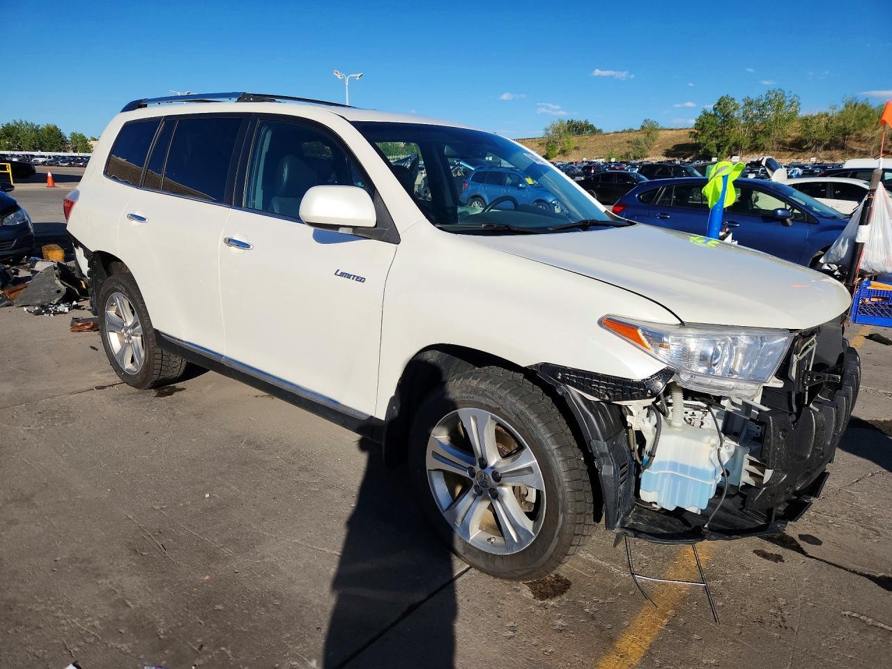 2013 Toyota Highlander Limited - Image 4