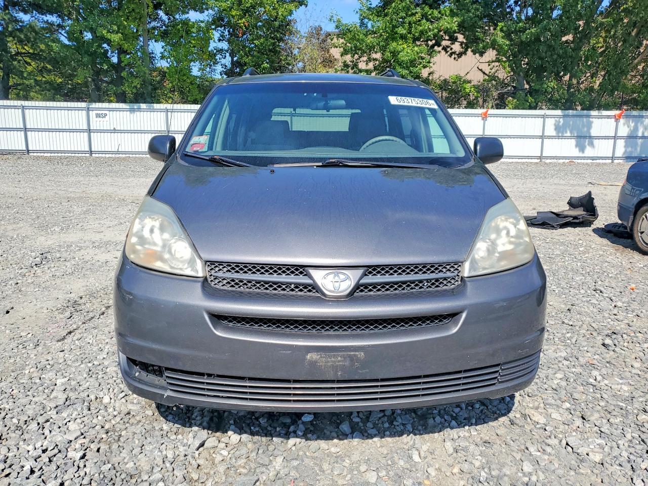 2005 Toyota Sienna Le - Image 5
