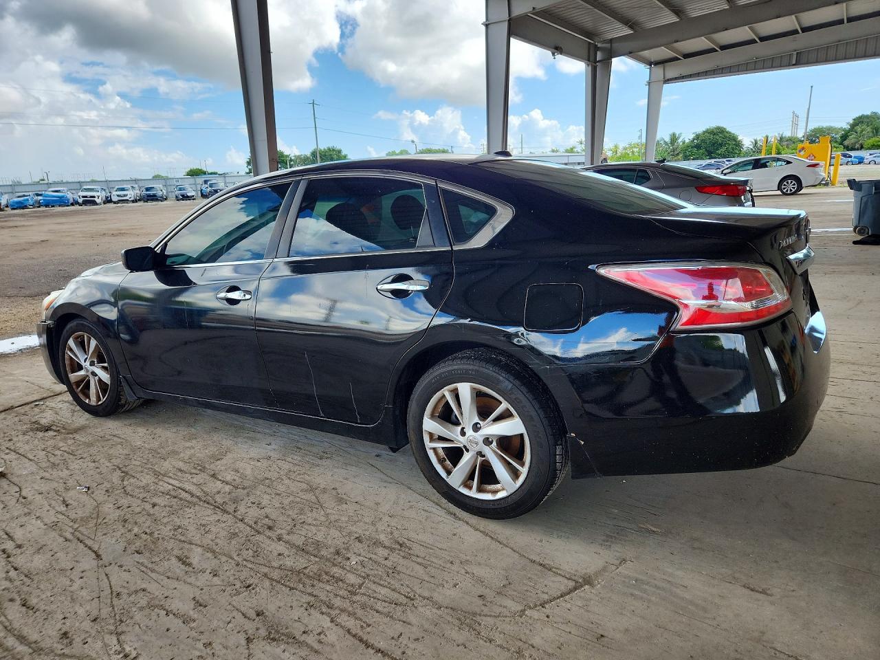 2013 Nissan Altima 2.5 - Фото 2
