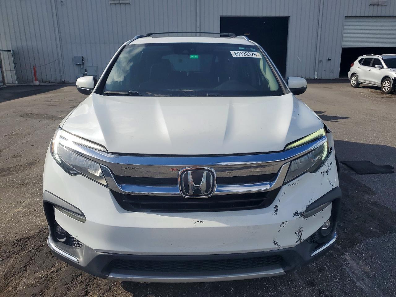 2021 Honda Pilot Touring - Фото 5