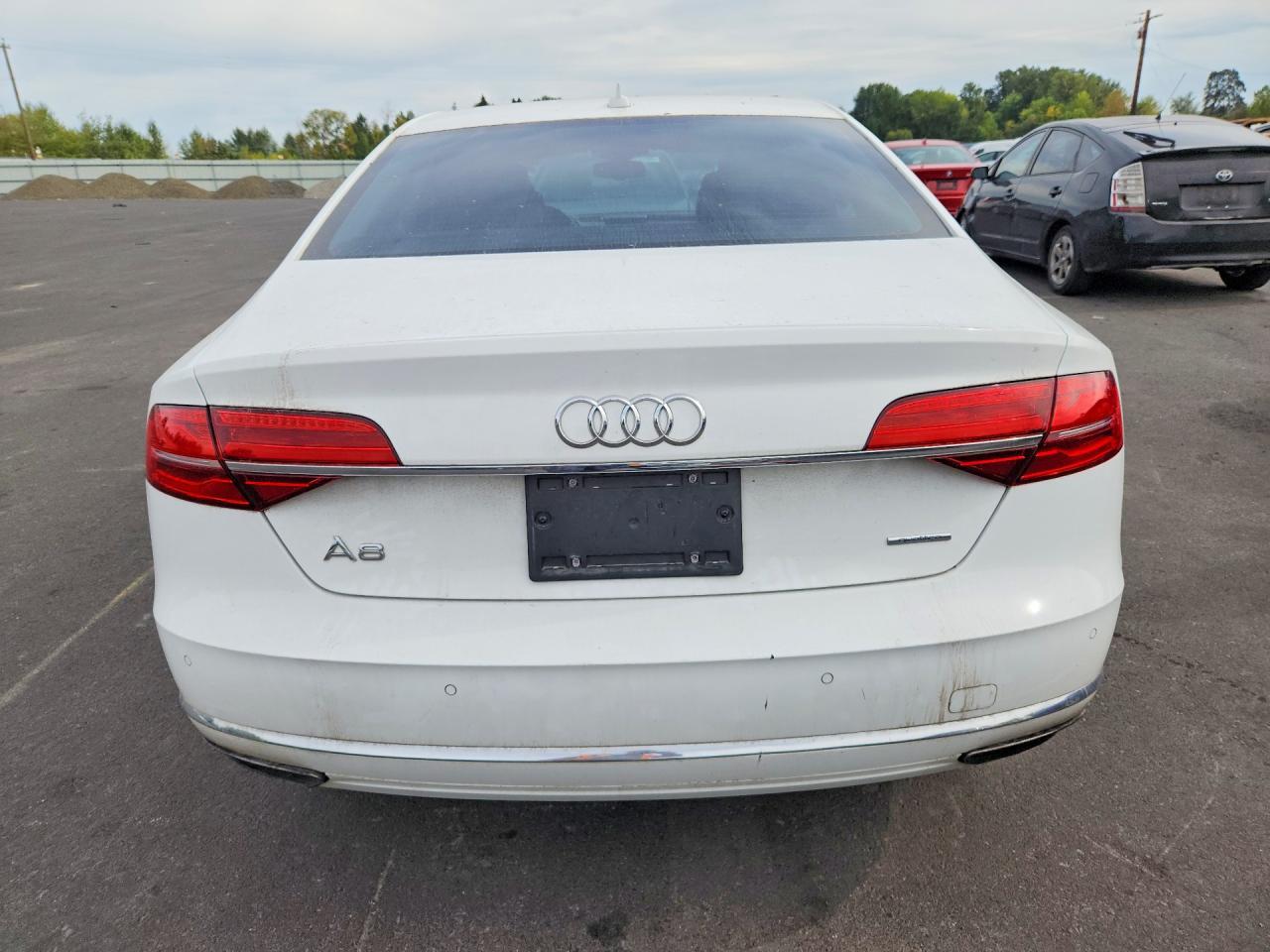 2015 Audi A8 Quattro - Image 6