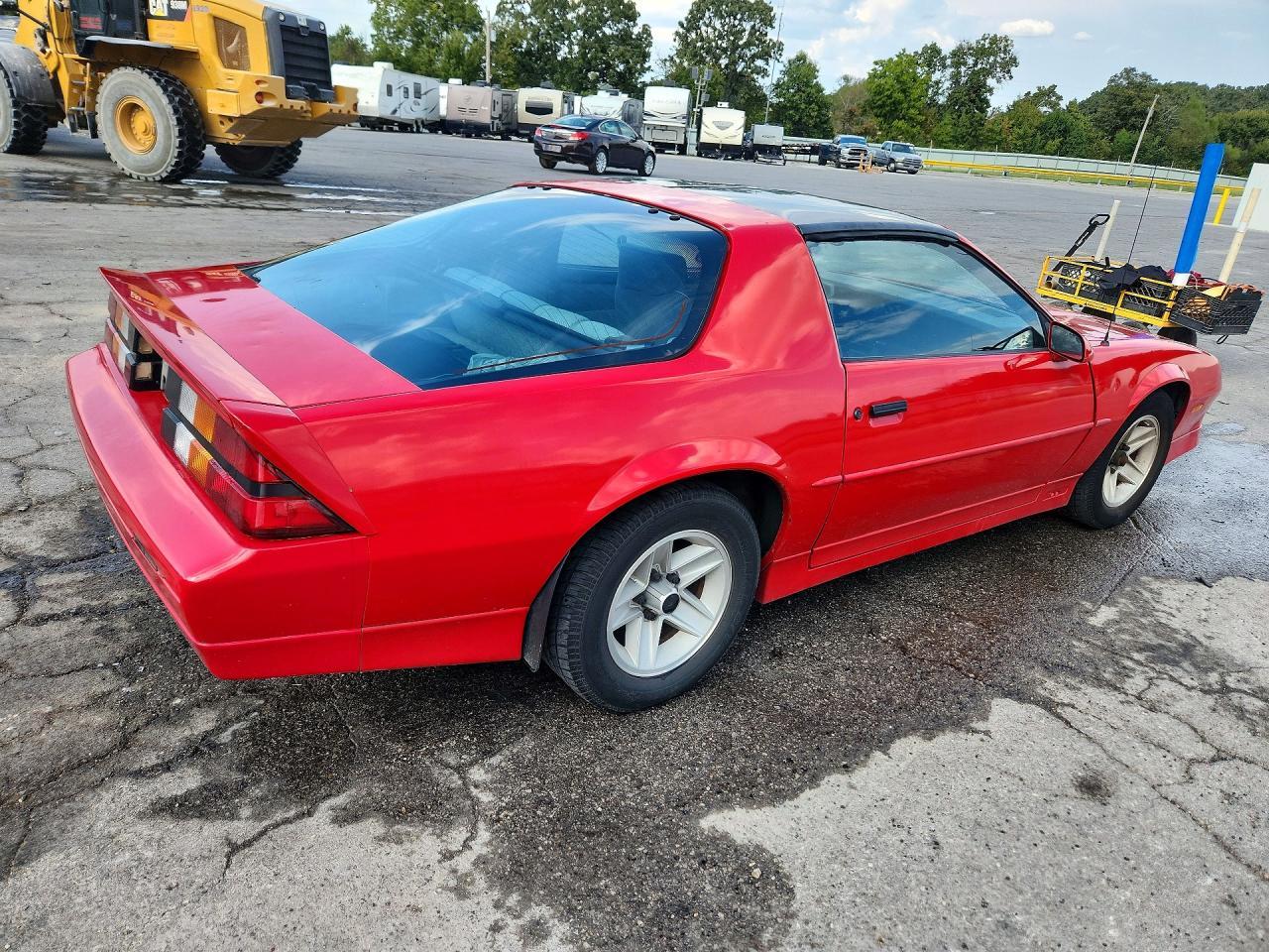1989 Chevrolet Camaro - Image 3