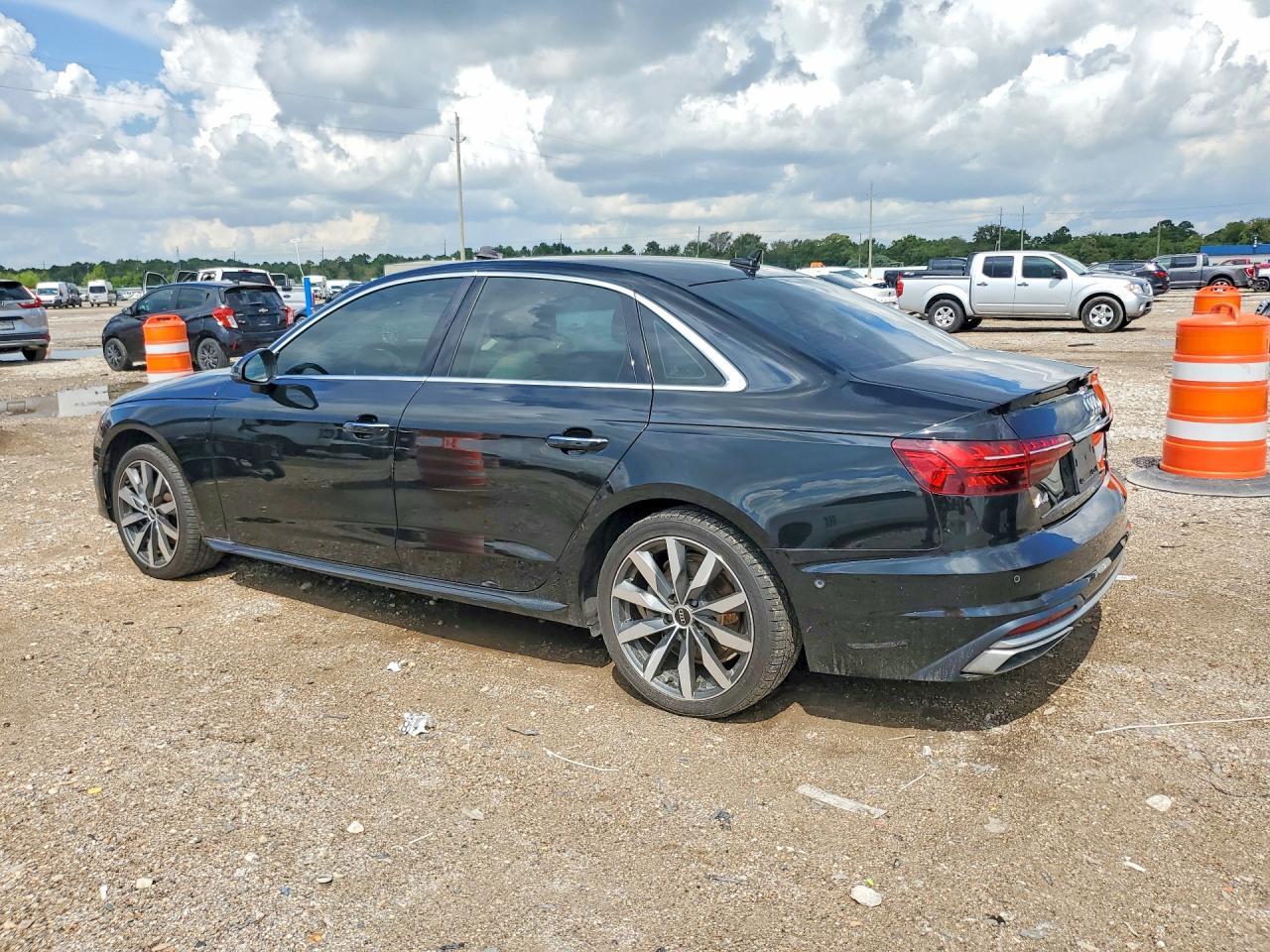 2022 Audi A4 Prestige 40 - Фото 2