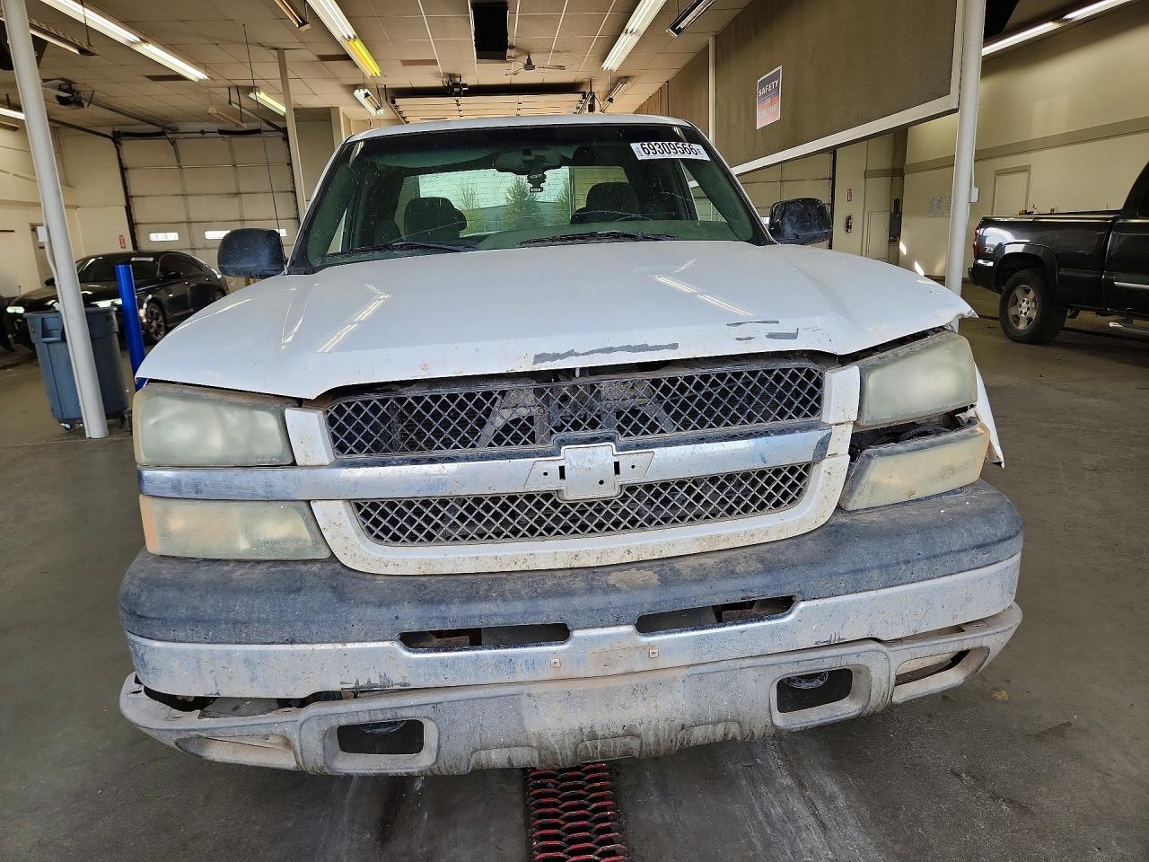 2004 Chevrolet Silverado K1500 - Фото 5