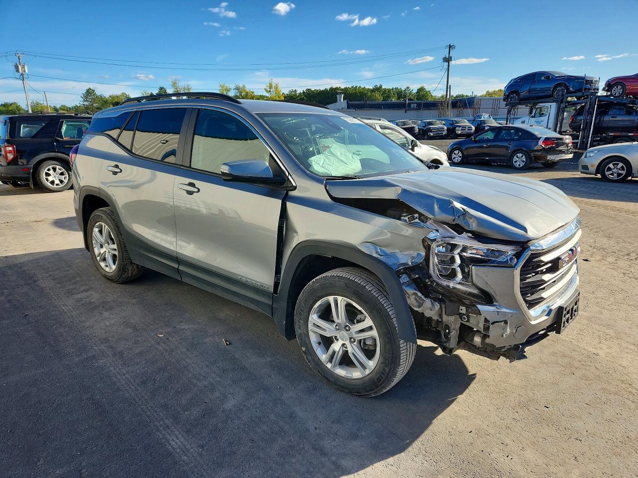 2024 GMC Terrain Sle - Image 4