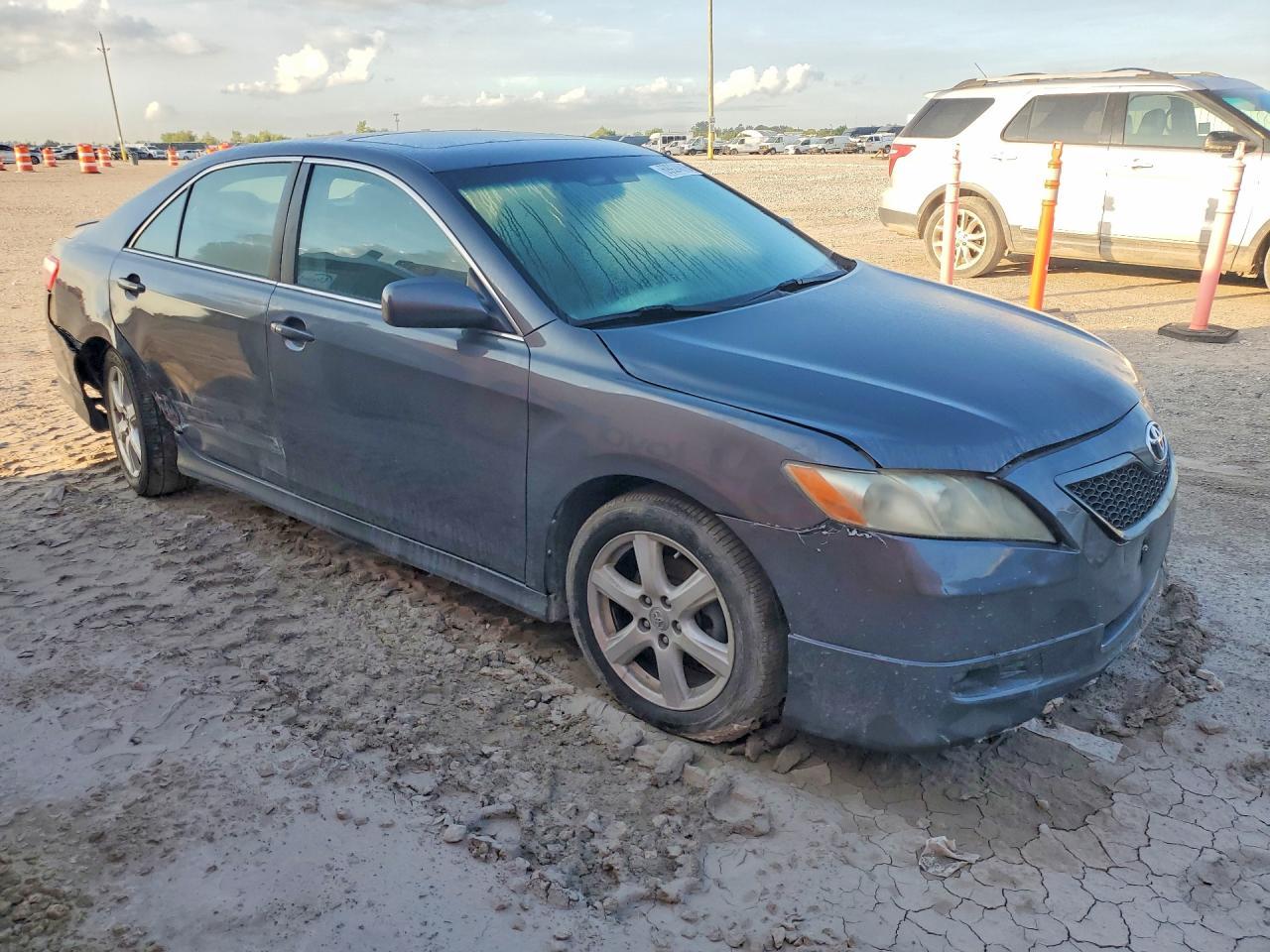 2009 Toyota Camry Se - Фото 4