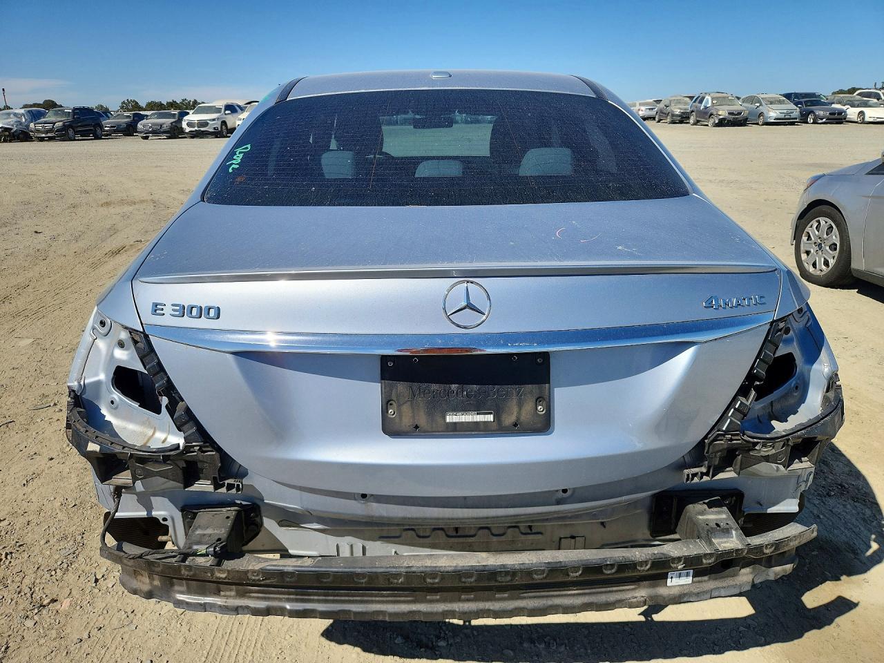 2018 Mercedes-Benz E 300 4Matic - Фото 6