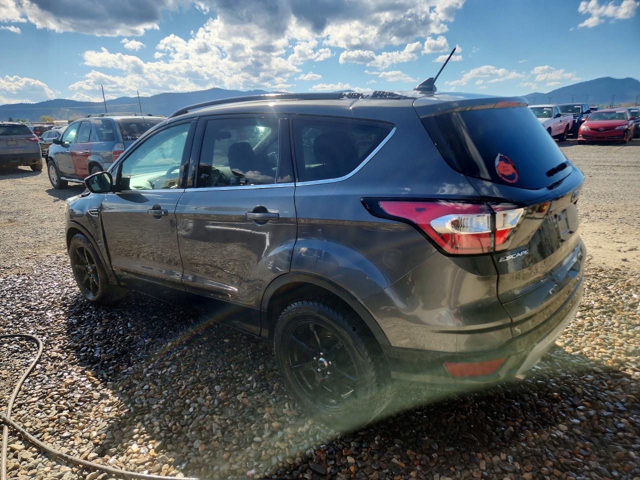 2018 Ford Escape Se - Фото 2