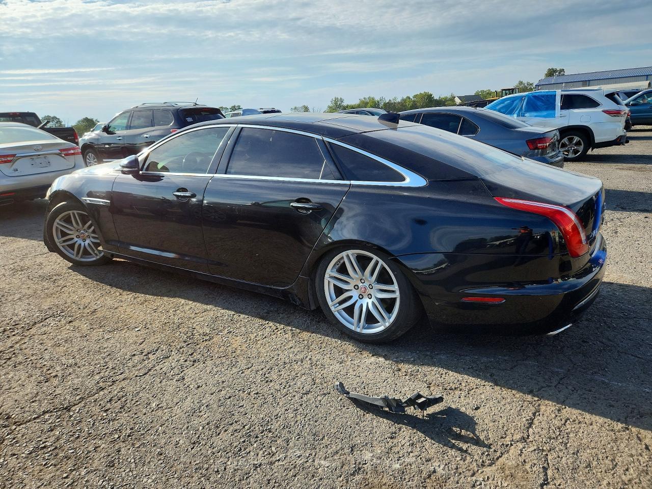 2017 Jaguar Xjl Portfolio - Image 2