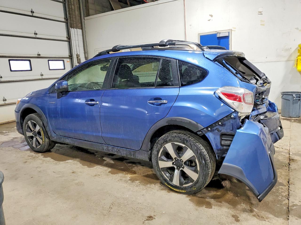 2014 Subaru Xv Crosstrek 2.0I Hybrid Touring - Image 2