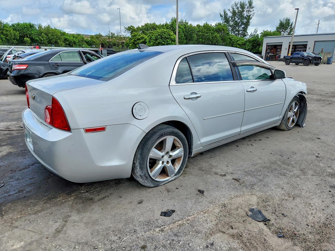 2012 Chevrolet Malibu 2Lt - Фото 3