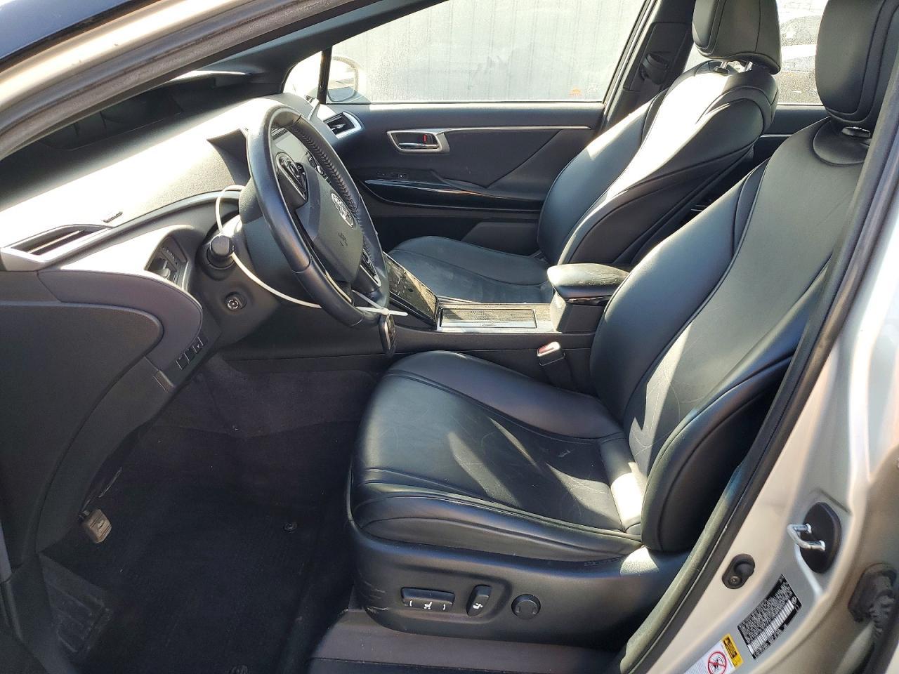 2018 Toyota Mirai Base - Image 7