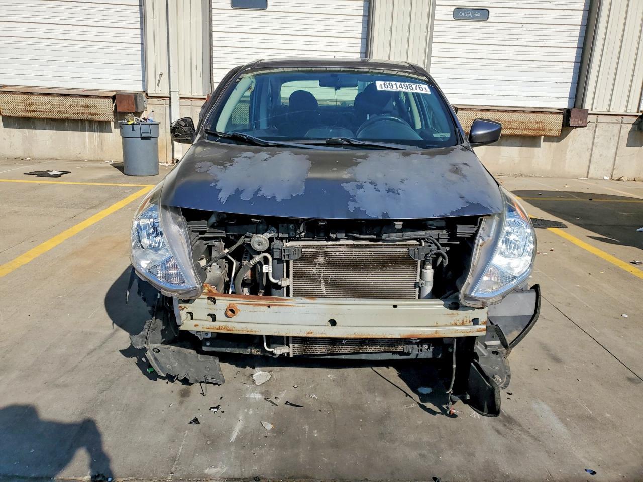 2018 Nissan Versa Sv - Фото 5