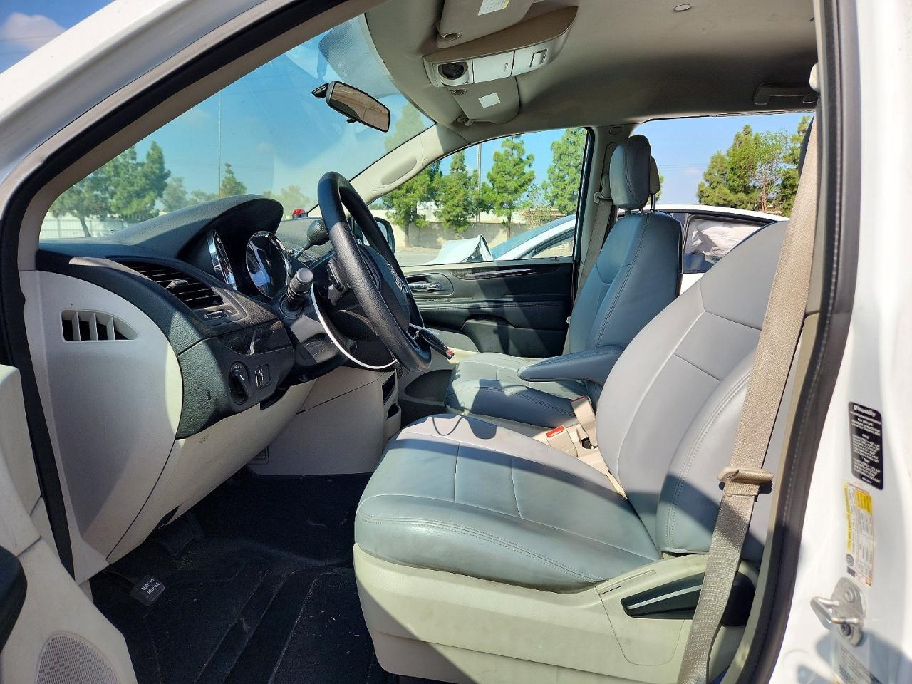 2016 Dodge Grand Caravan Se - Image 7