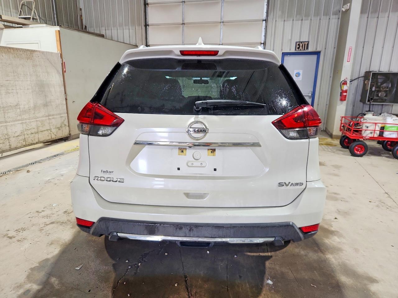 2018 Nissan Rogue Sv - Image 6