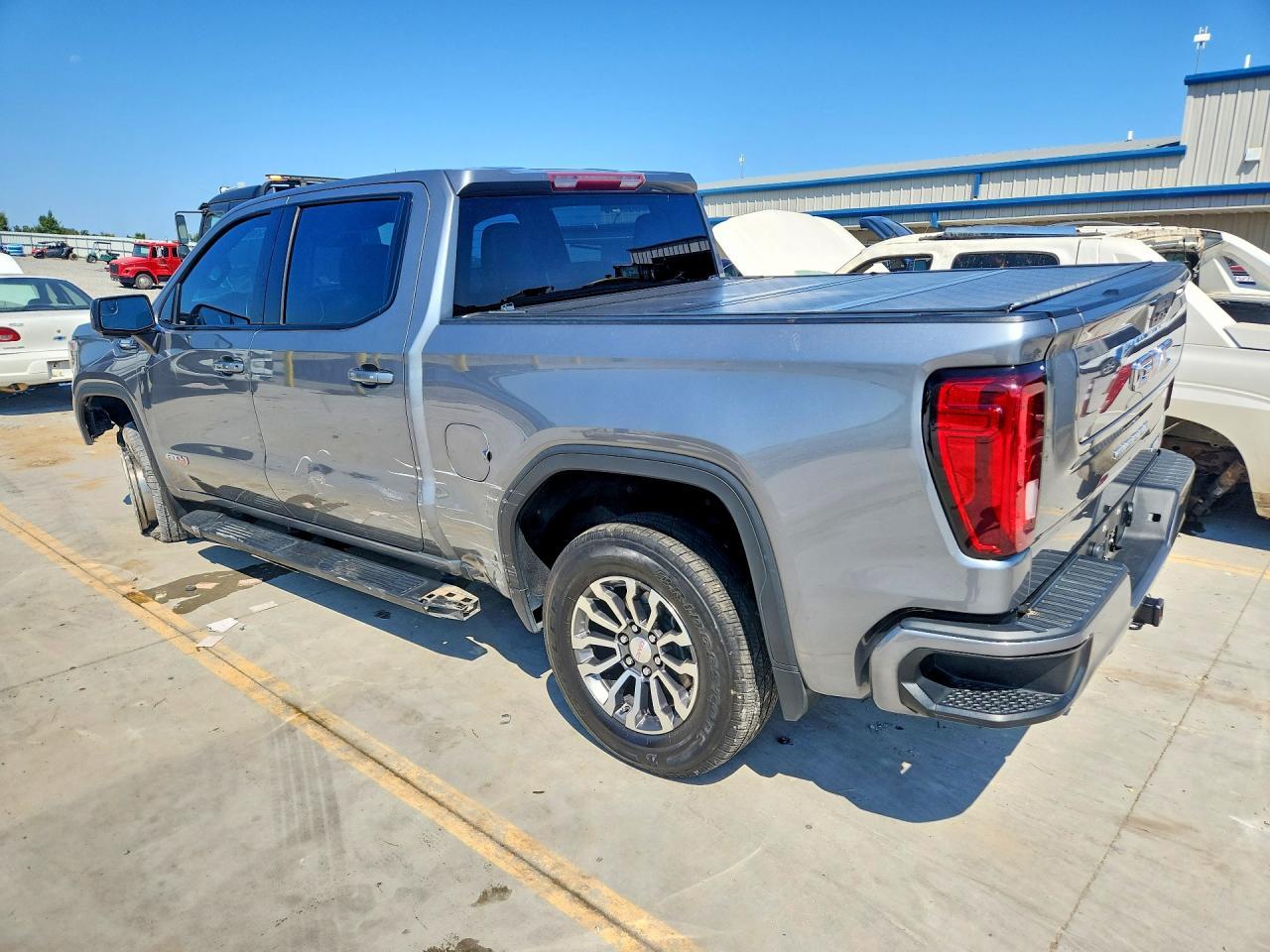 2021 GMC Sierra K1500 At4 - Image 2