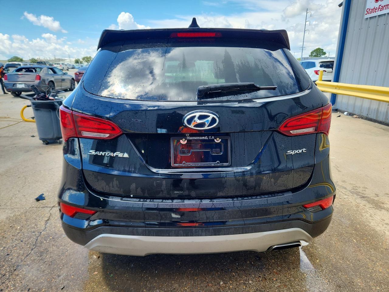 2018 Hyundai Santa Fe Sport 2.4L - Image 6