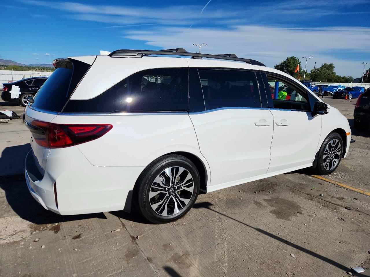 2026 Honda Odyssey Elite - Фото 3