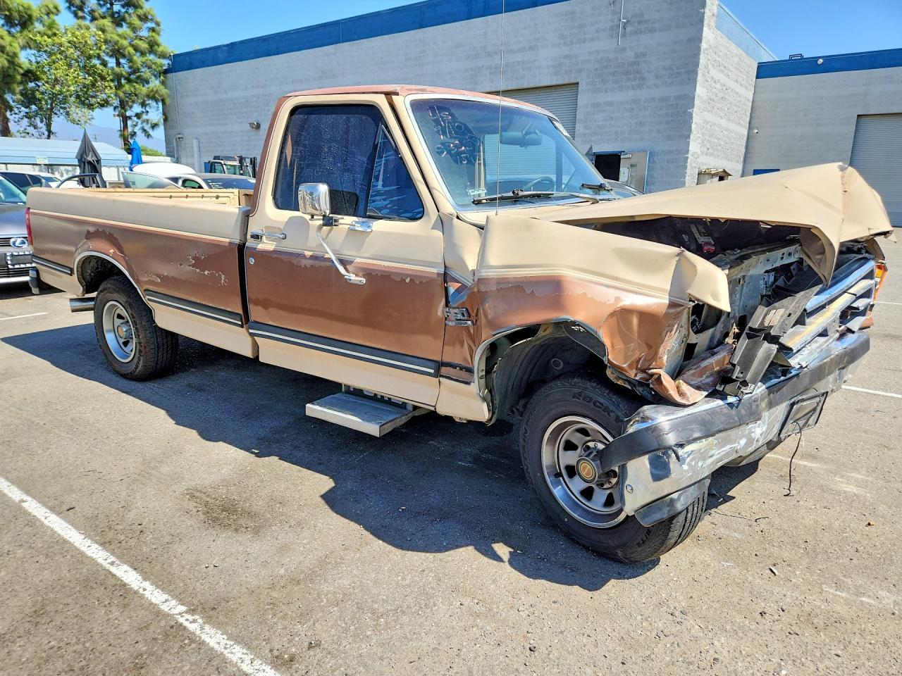 1990 Ford F150 - Image 4