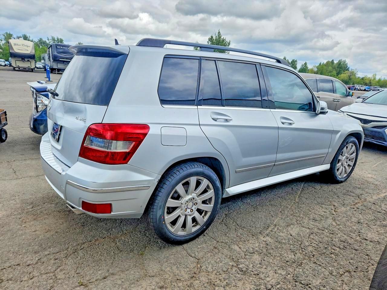 2010 Mercedes-Benz Glk 350 4Matic - Image 3