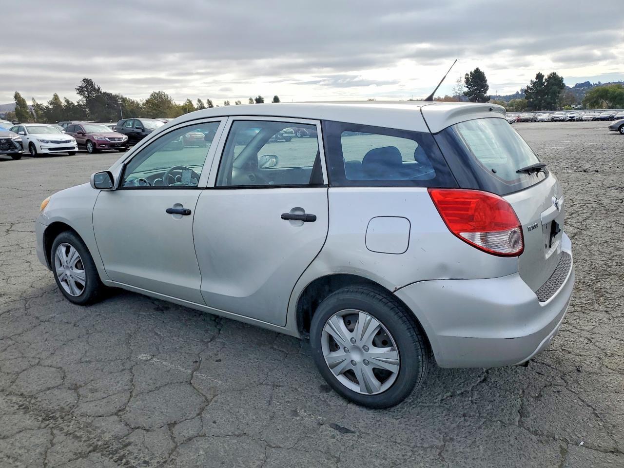 2004 Toyota Matrix Base - Image 2