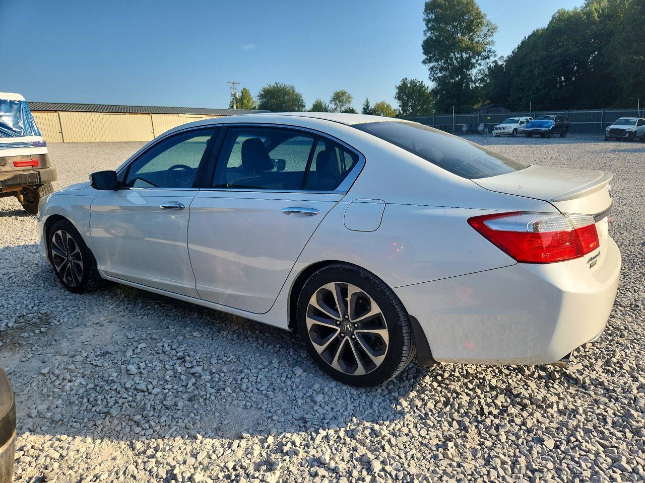 2013 Honda Accord Sport - Image 2