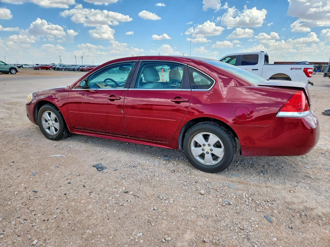 2010 Chevrolet Impala Lt - Image 2
