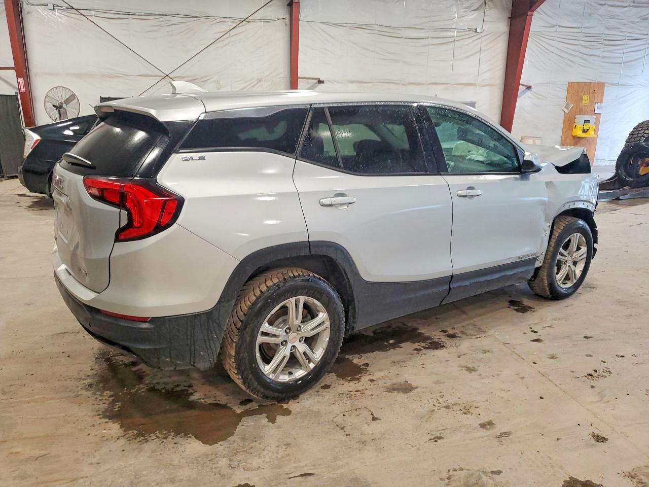 2020 GMC Terrain - Фото 3