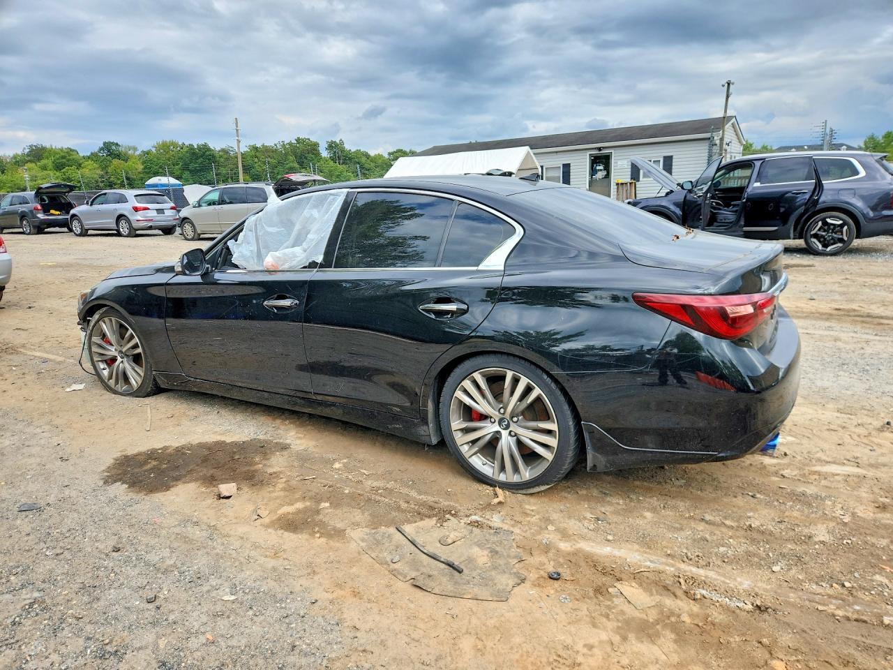 2018 Infiniti Q50 Luxe/Sport - Фото 2