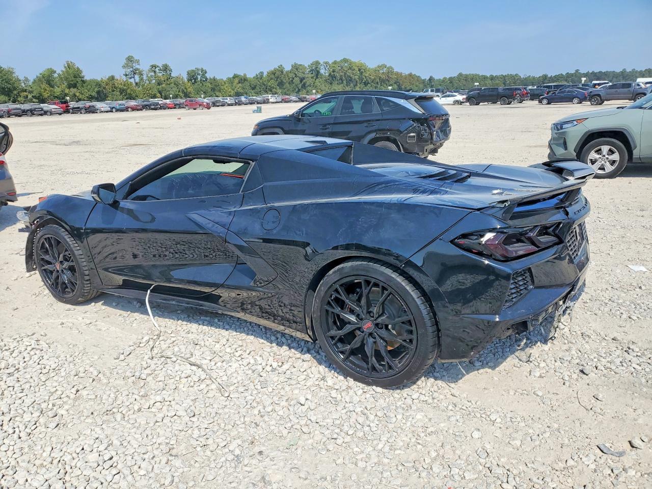 2025 Chevrolet Corvette Stingray 2Lt - Фото 2