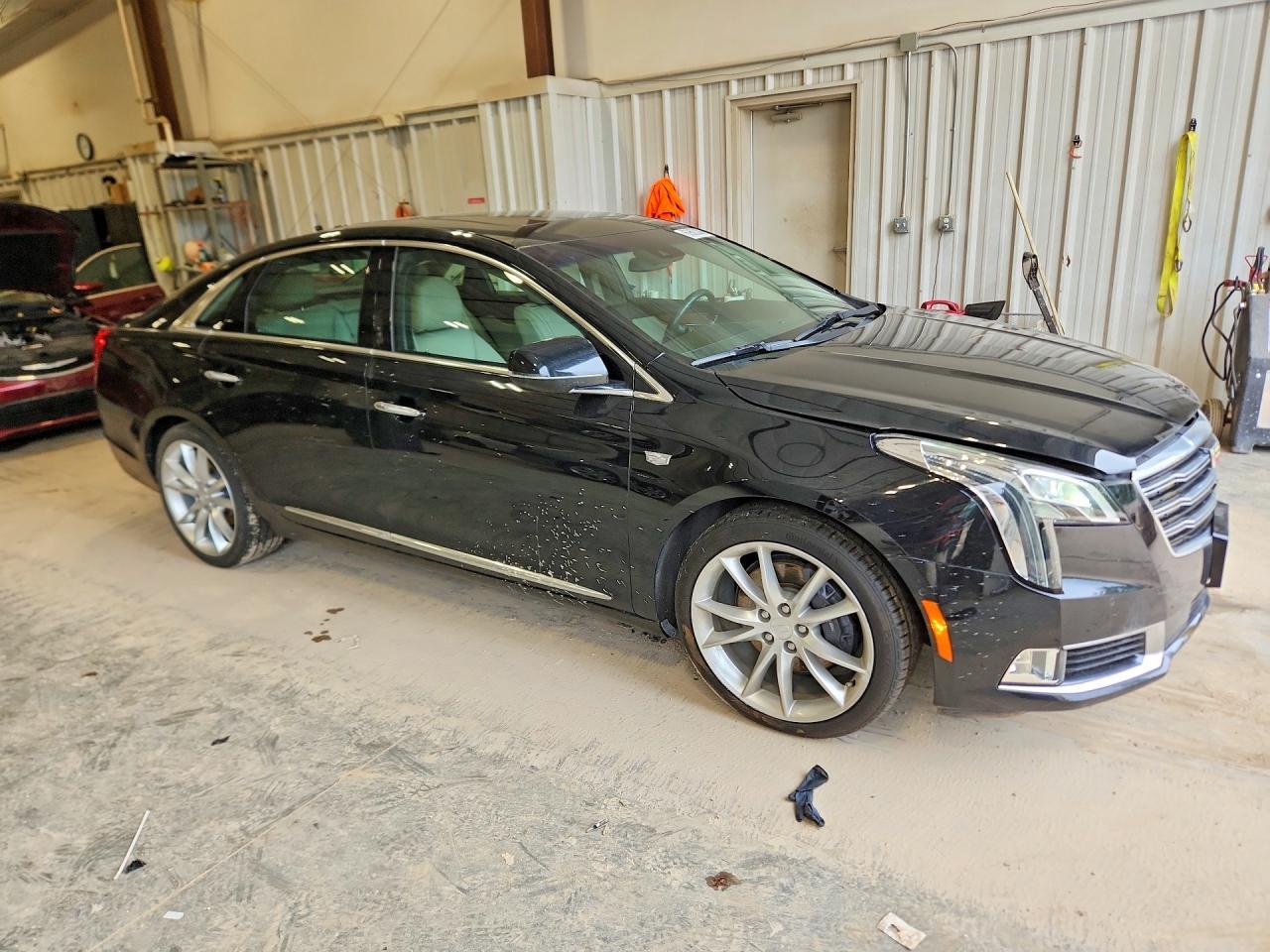 2019 Cadillac Xts Premium Luxury - Image 4