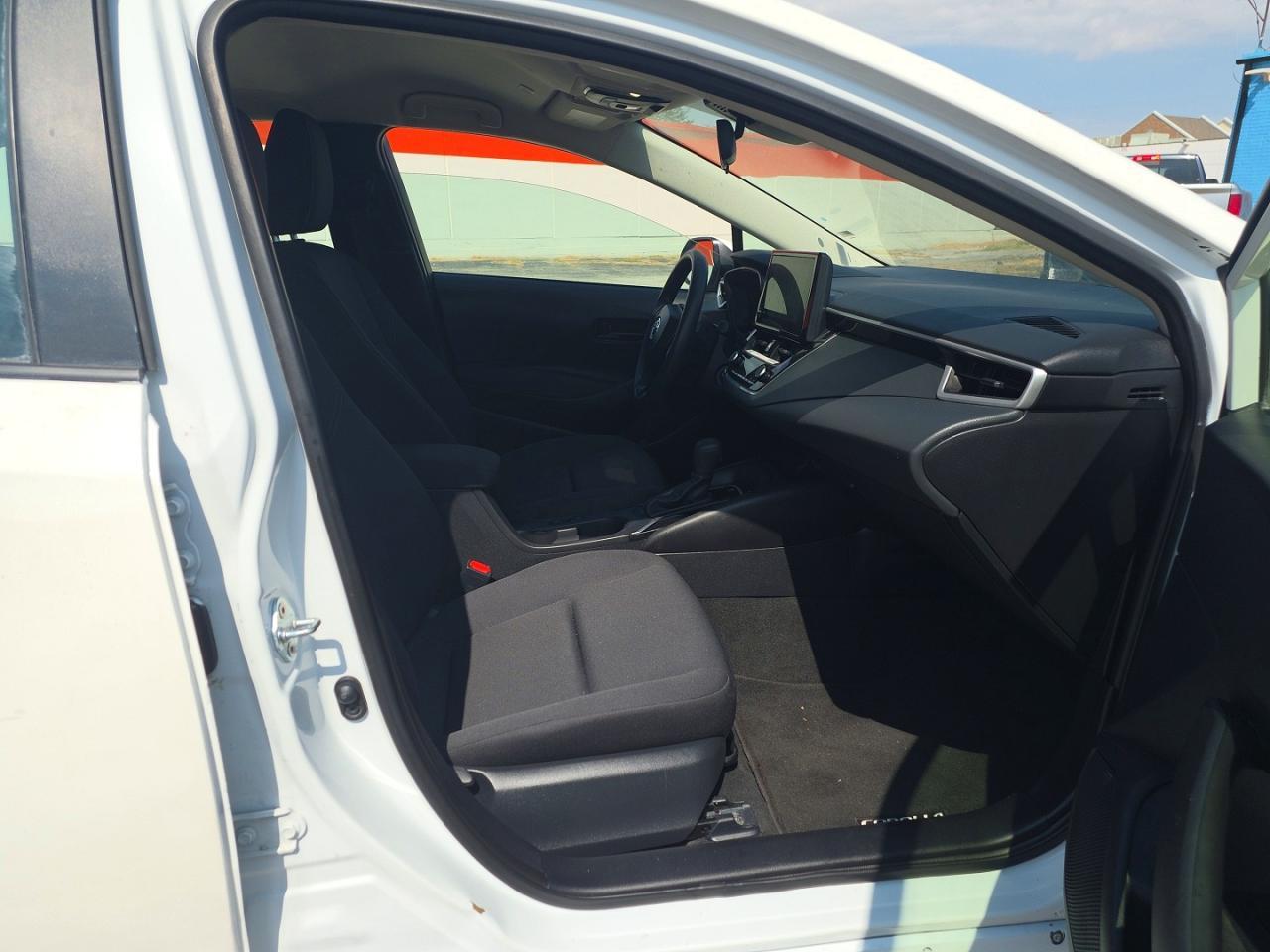 2025 Toyota Corolla Le - Image 5