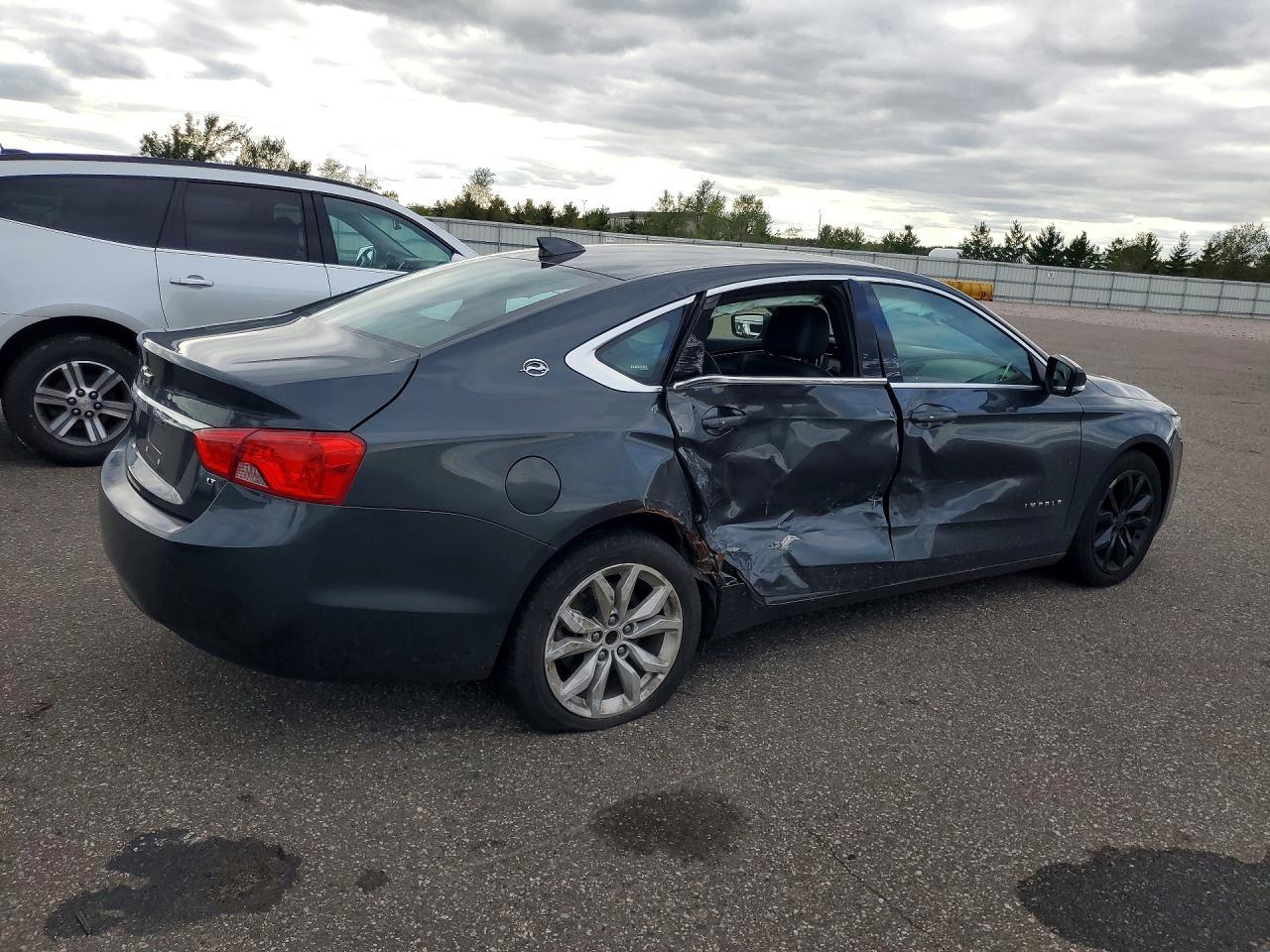 2018 Chevrolet Impala Lt - Image 3