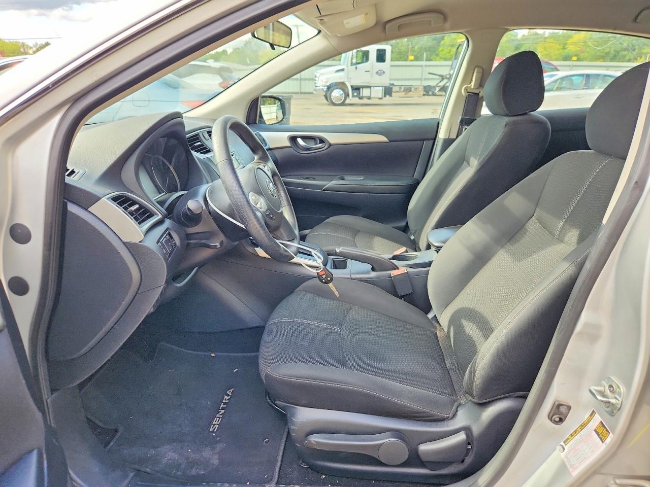2018 Nissan Sentra S - Фото 7