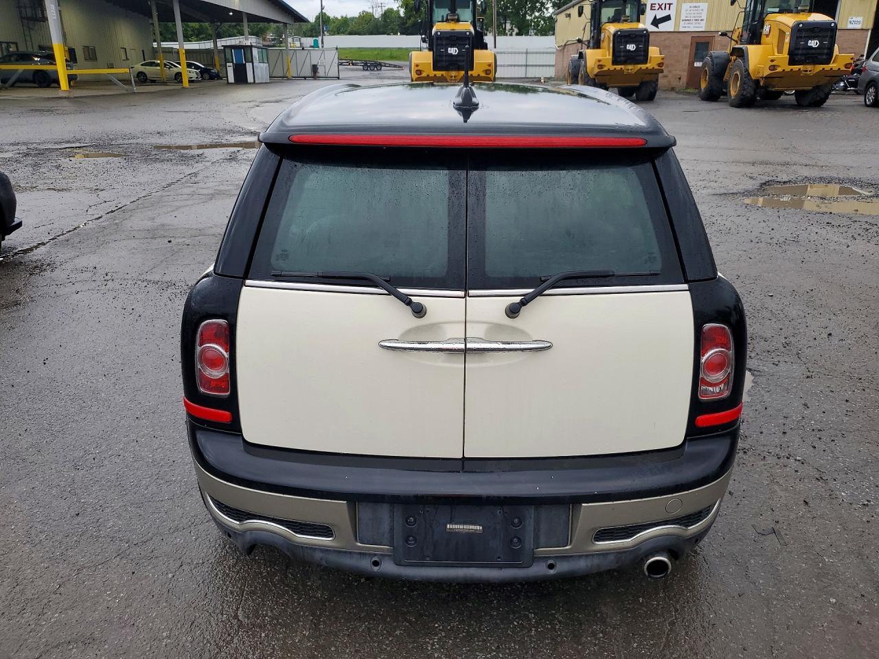 2011 Mini Cooper Clubman - Image 6