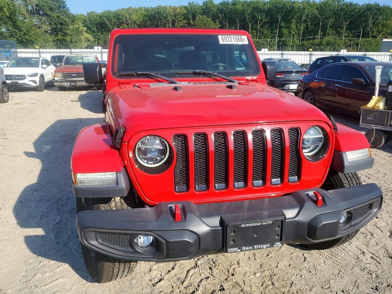 2020 Jeep Wrangler Unlimited Sahara - Image 5