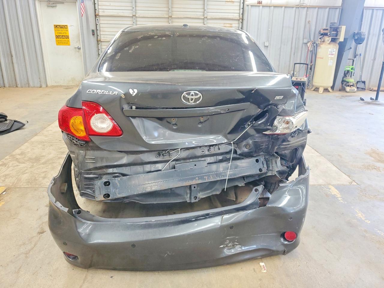 2009 Toyota Corolla Le - Фото 6