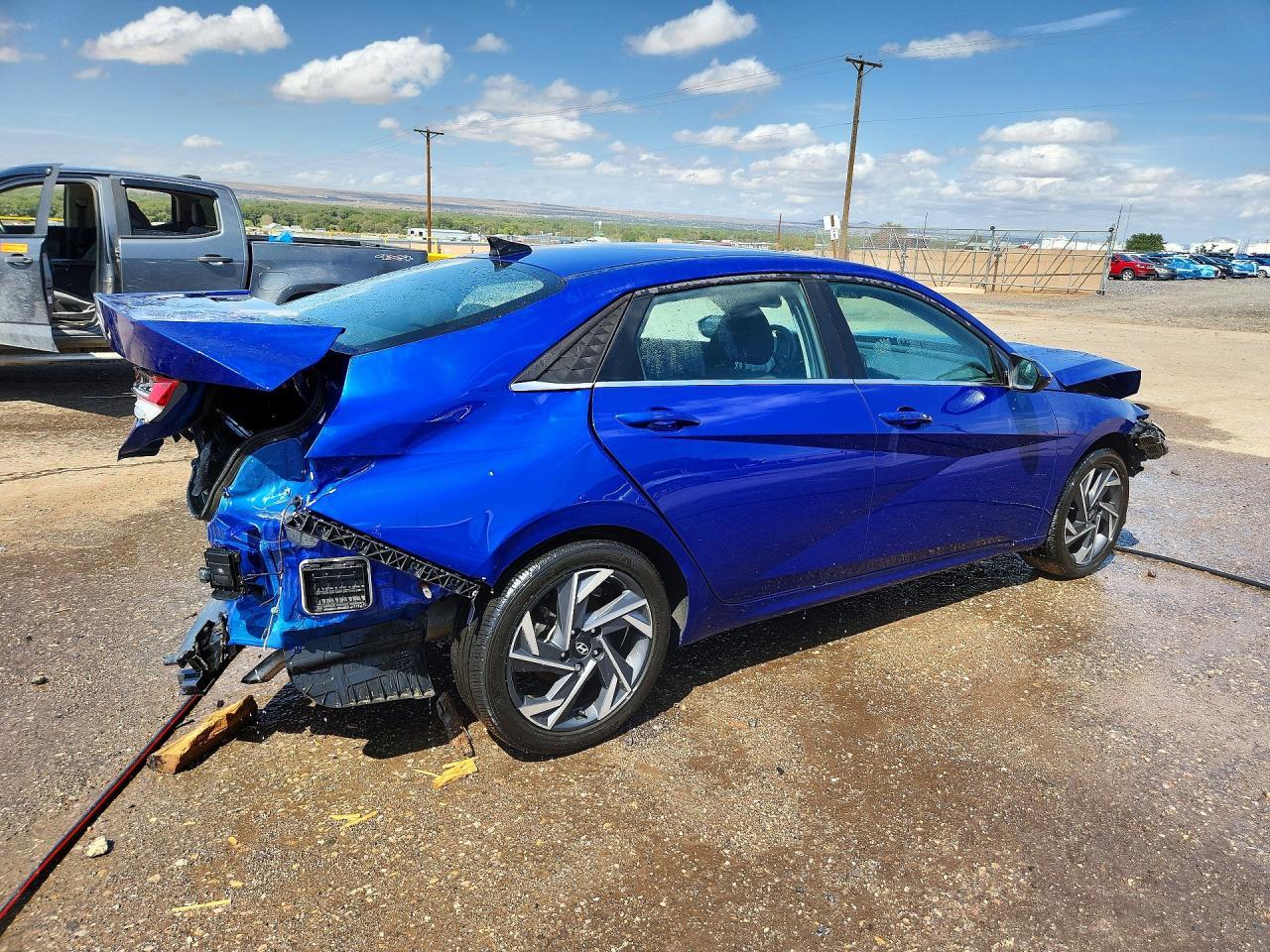 2024 Hyundai Elantra Sel - Фото 3